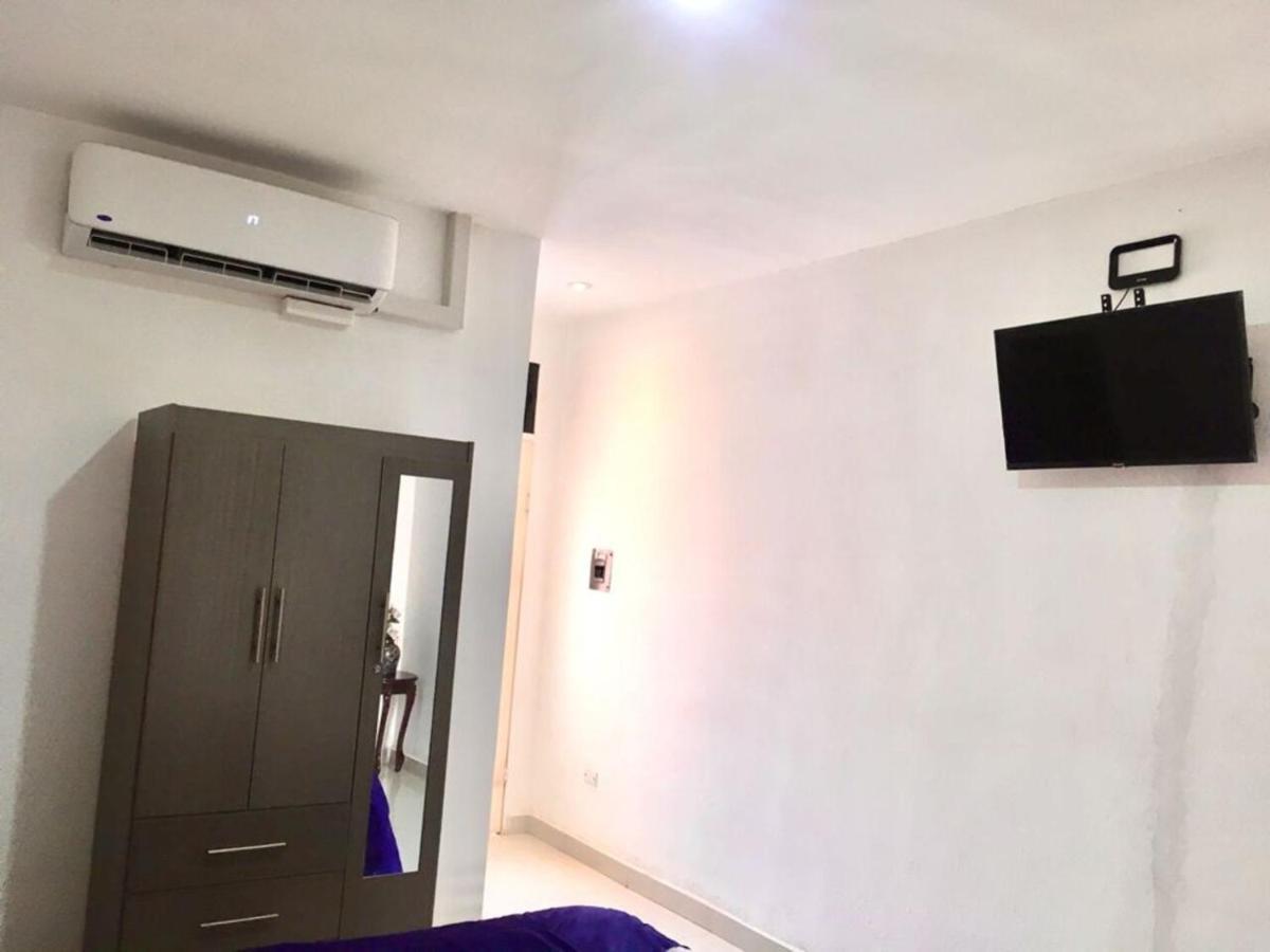 Suites Cervantes Chihuahua Exterior foto