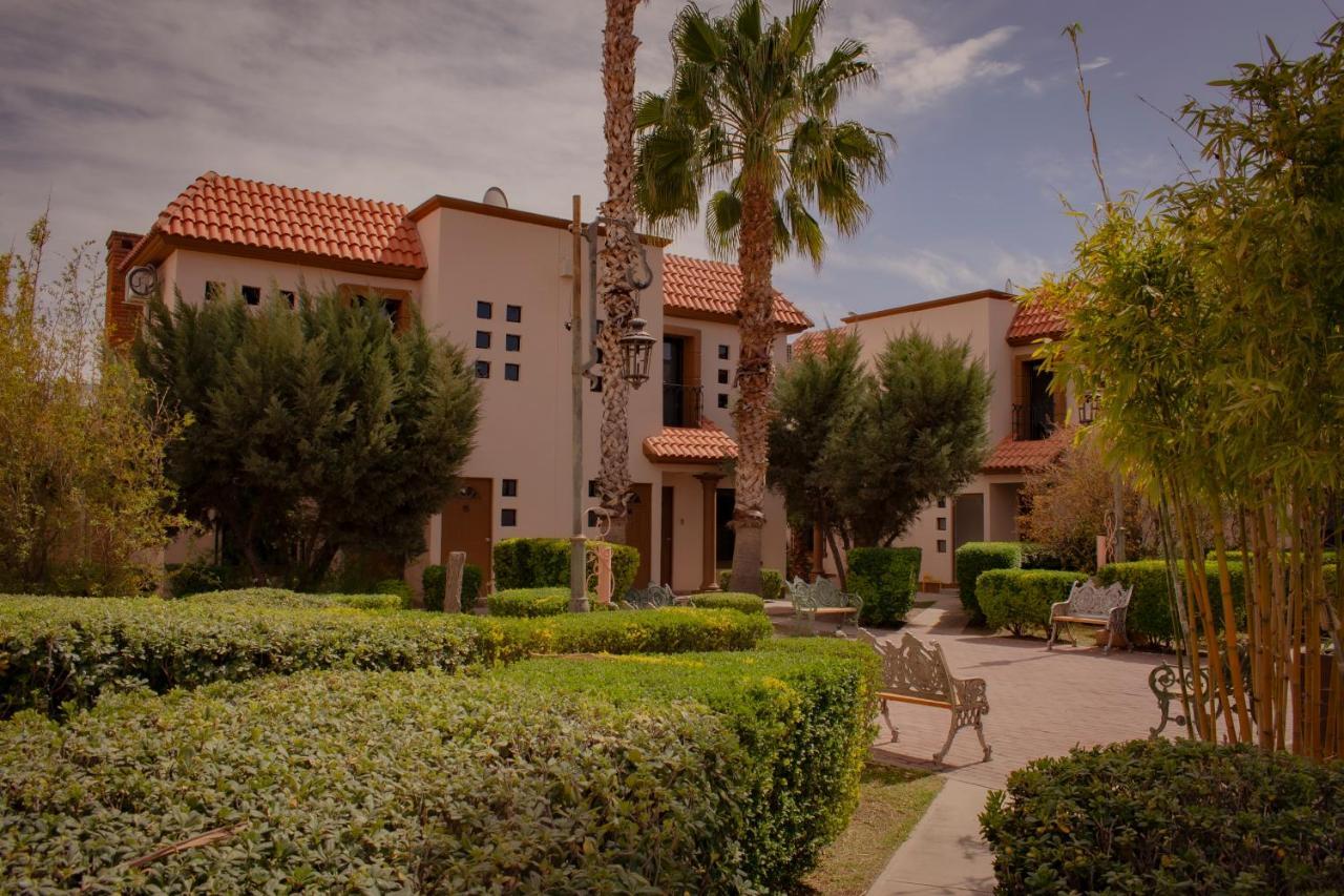Suites Cervantes Chihuahua Exterior foto