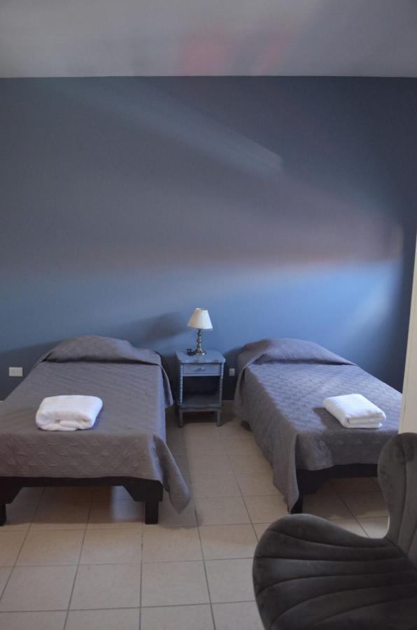 Suites Cervantes Chihuahua Exterior foto